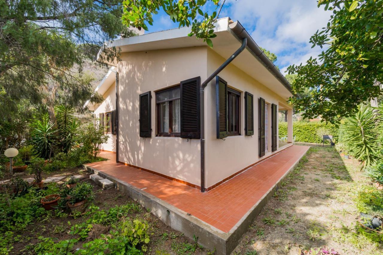 Villa Campo Al Pero 리오마리나 외부 사진